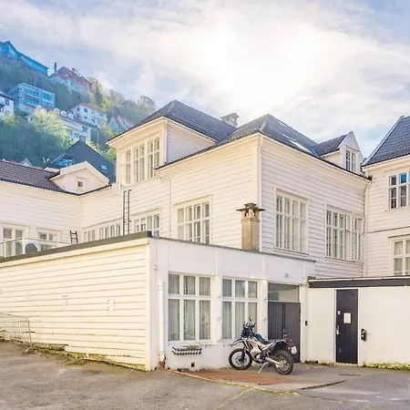Lejlighed Private Affordable Single Next To Fish Market